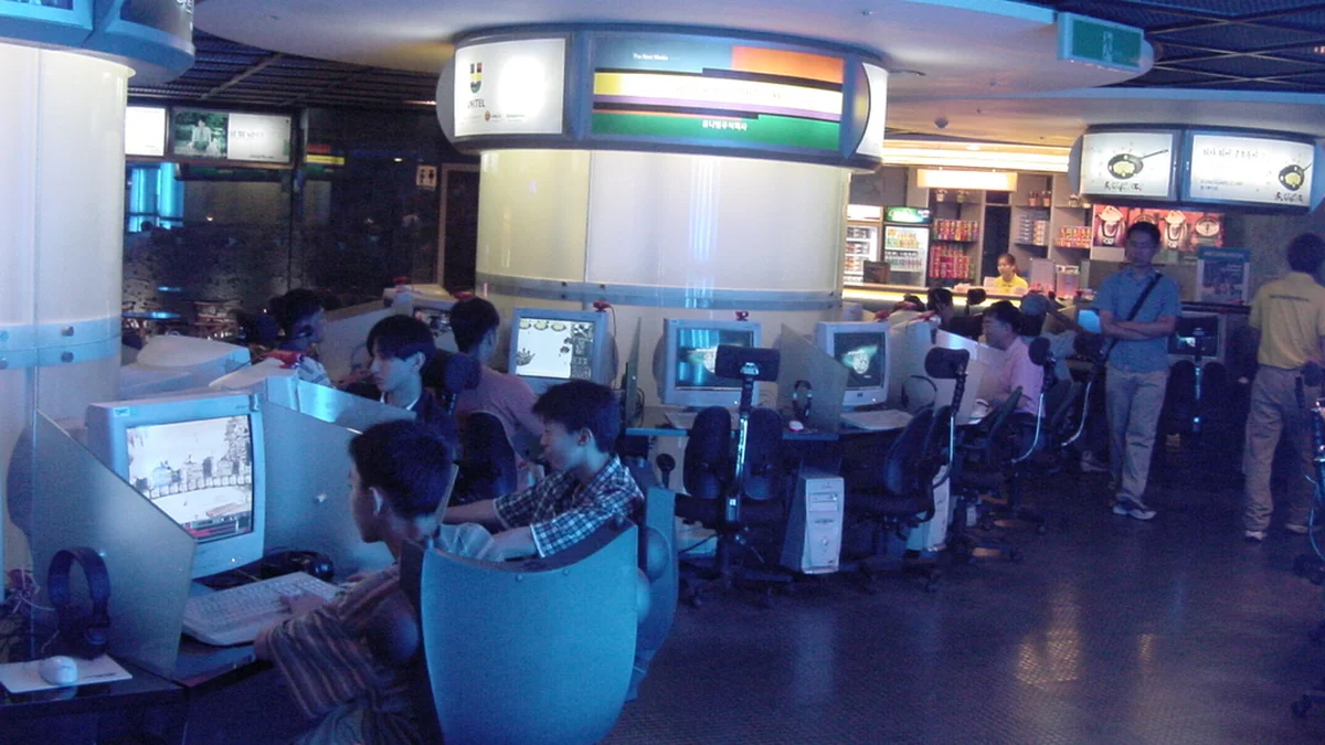 Gaming Cafés and PC Bang Culture
